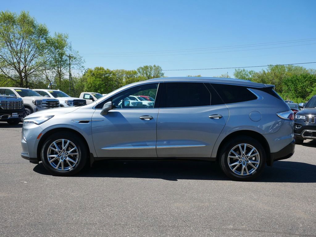 Used 2023 Buick Enclave Premium w/ Experience Buick Package AWD/4WD image 6