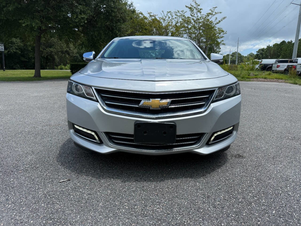 Used 2015 Chevrolet Impala LTZ FWD image 26