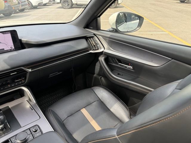 Used 2024 MAZDA CX-90 3.3 Turbo w/ Premium Plus Pkg image 33