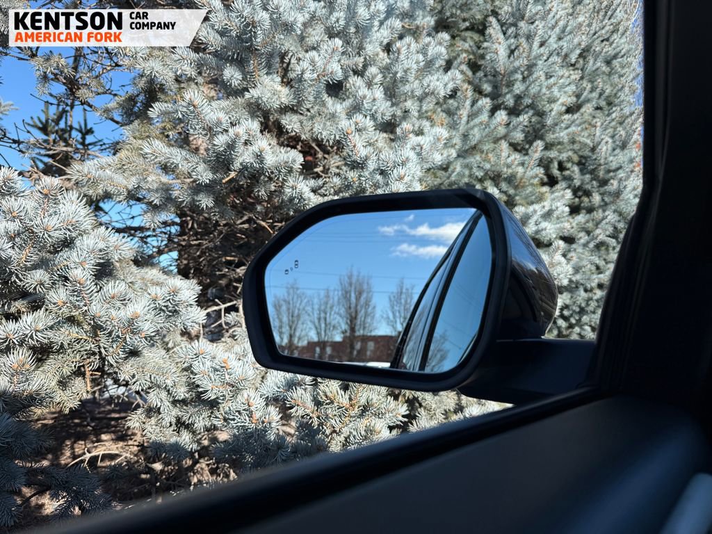 Used 2025 Ford Explorer Platinum w/ LUX Leather Package image 20