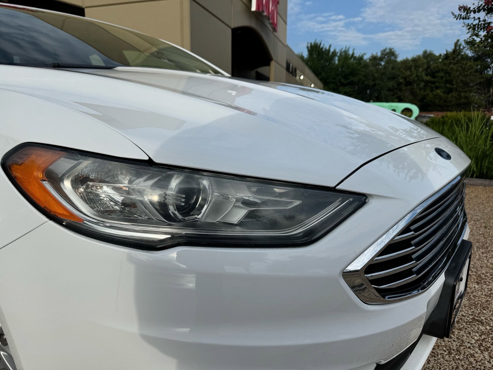 Used 2018 Ford Fusion S FWD image 2
