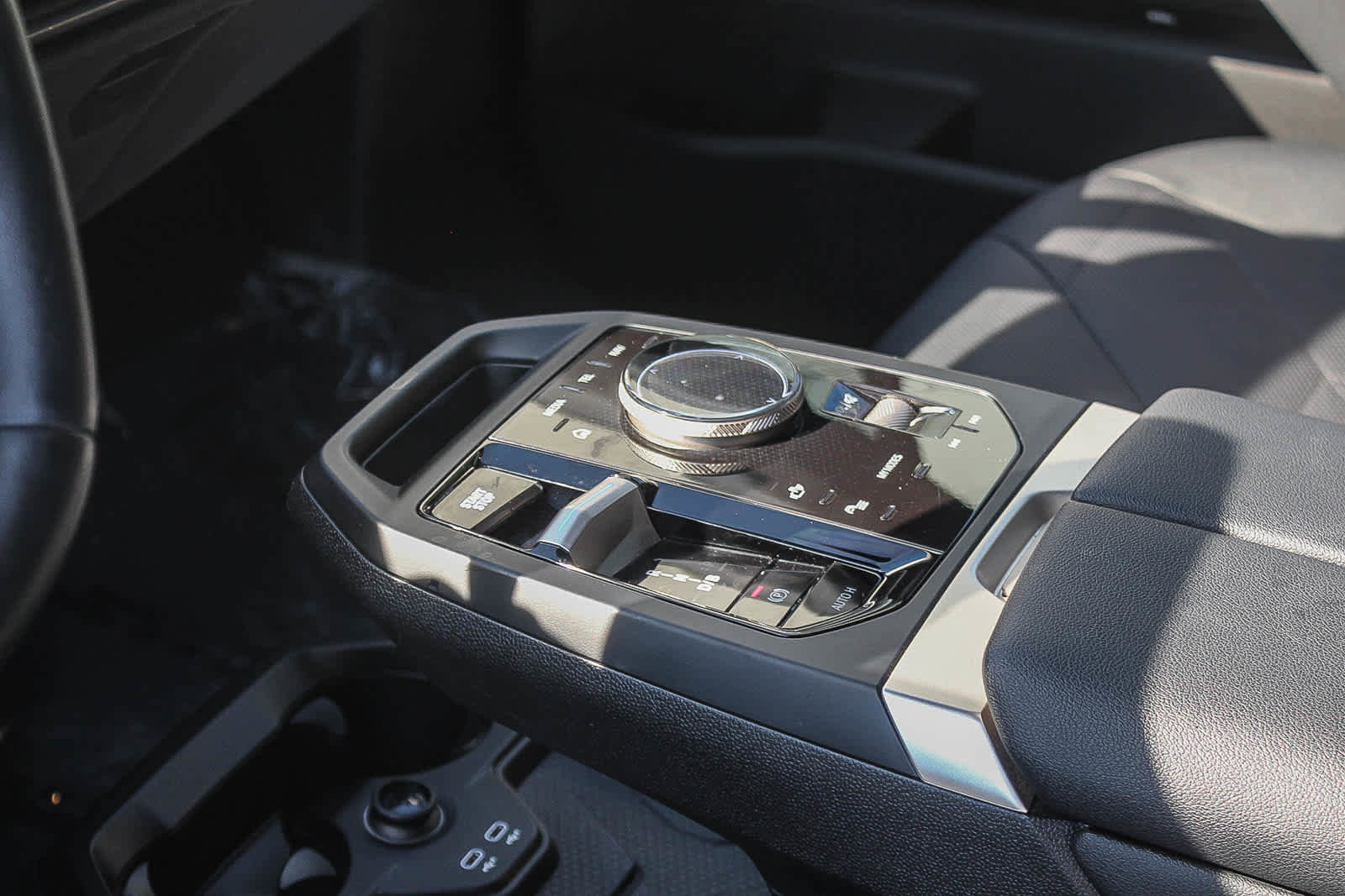 Certified 2023 BMW iX xDrive50 w/ Sport Package image 19