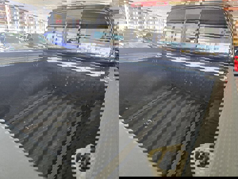 Used 2020 Nissan Frontier SV w/ Midnight Edition Floor Mats image 29