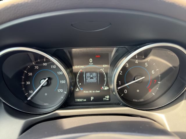Used 2017 Jaguar XF Premium AWD/4WD image 19