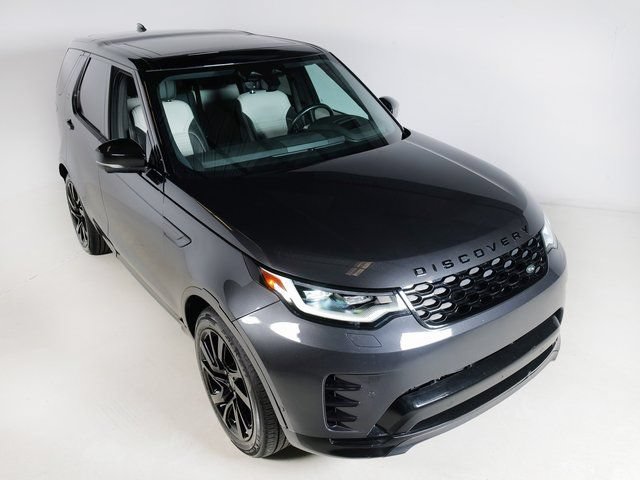 Used 2024 Land Rover Discovery Dynamic SE AWD/4WD image 27
