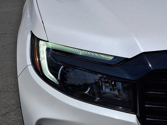Certified 2024 Honda Passport Black Edition image 9