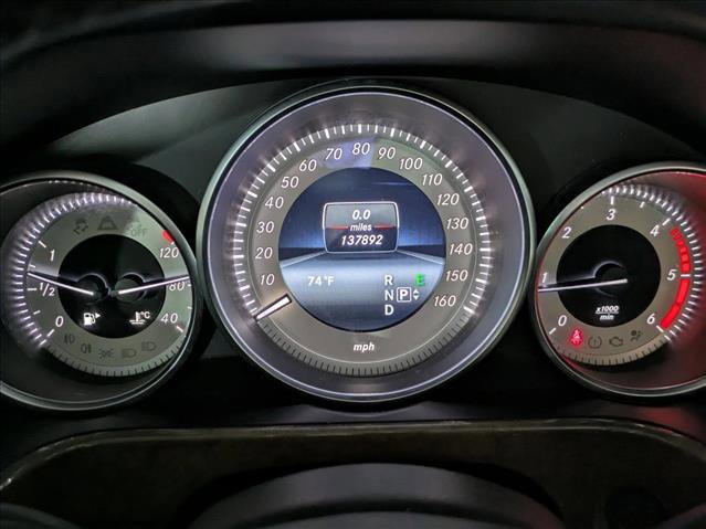 Used 2014 Mercedes-Benz E 250 BlueTEC Sedan image 11