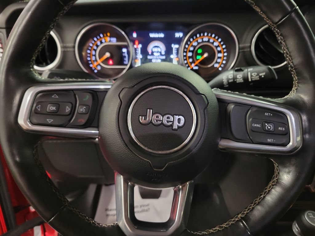 Used 2022 Jeep Wrangler Unlimited Sahara w/ Cold Weather Group AWD/4WD image 17