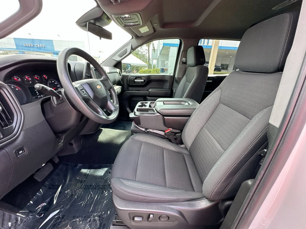 Certified 2025 Chevrolet Silverado 1500 Custom RWD image 19