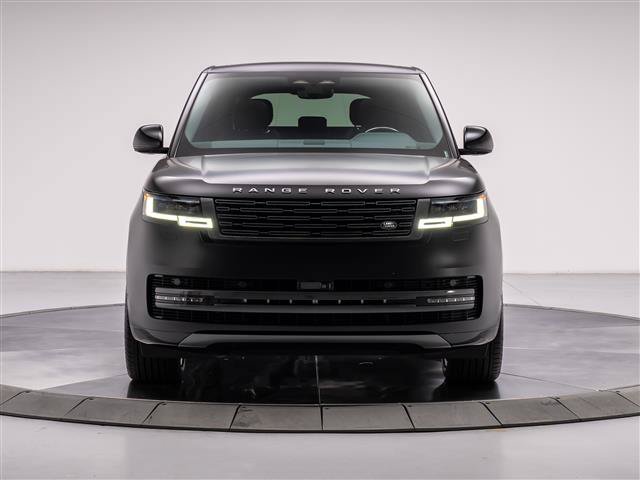 Used 2025 Land Rover Range Rover SE AWD/4WD image 8
