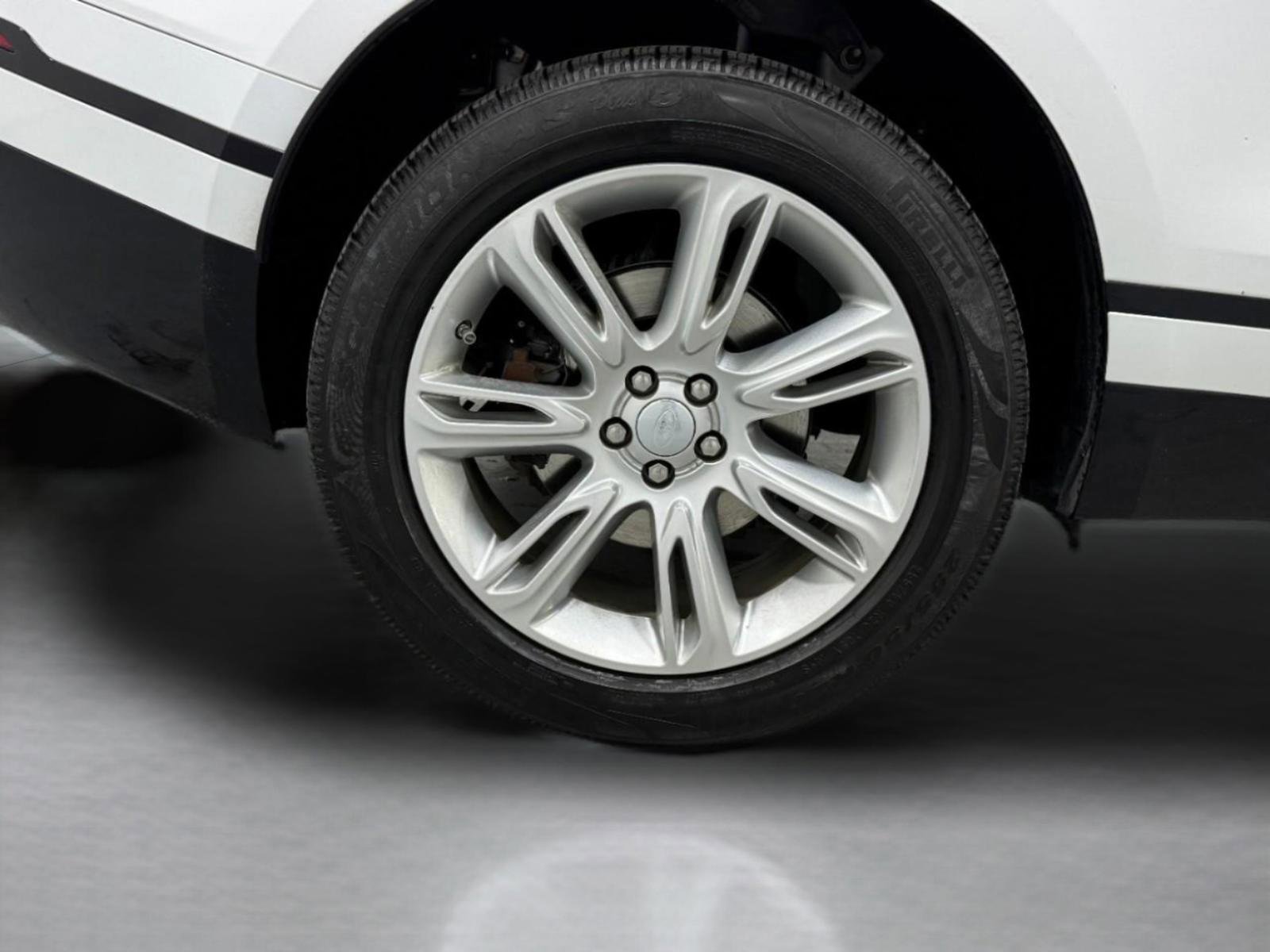 Used 2019 Land Rover Range Rover Velar S image 8