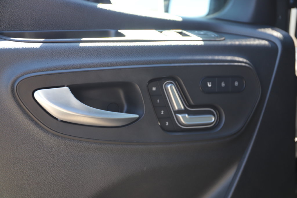 Used 2023 Mercedes-Benz Sprinter 2500 image 18