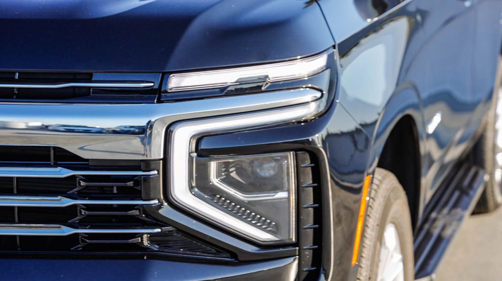 Used 2025 Chevrolet Tahoe LT AWD/4WD image 5