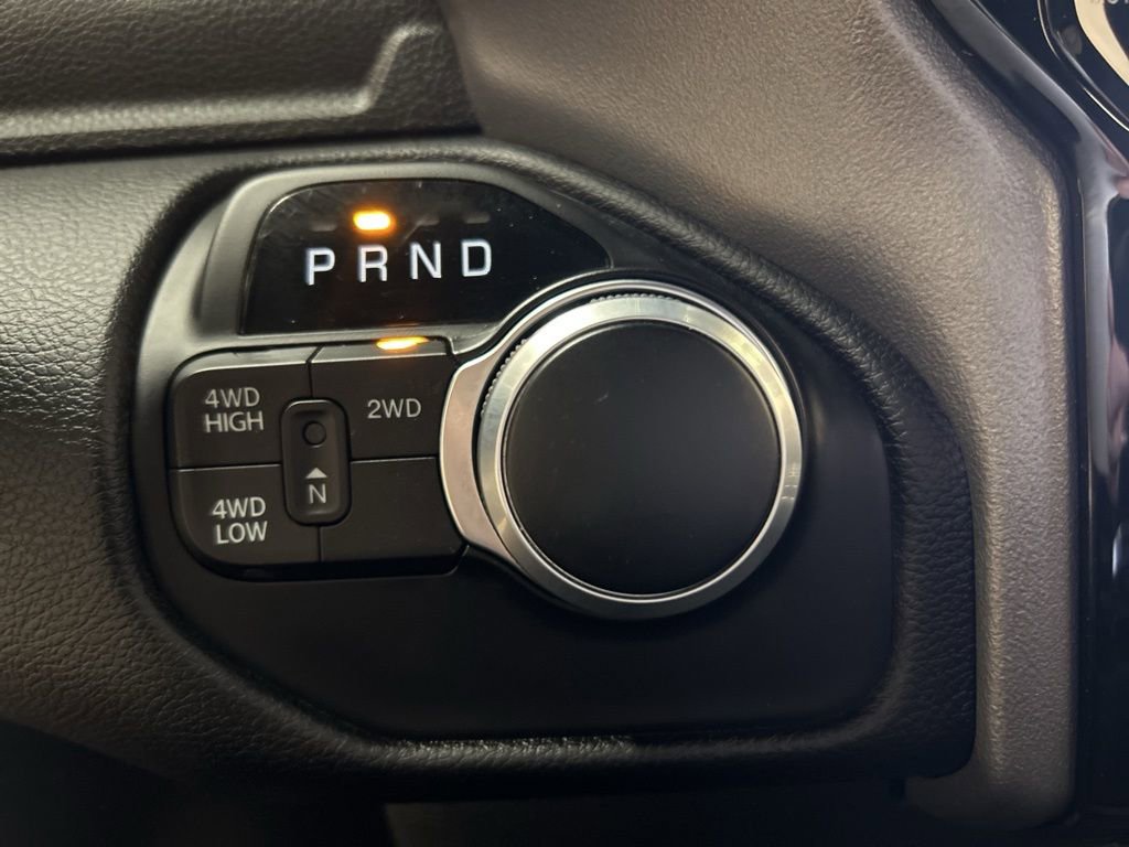 Used 2024 RAM 2500 Big Horn w/ Night Edition AWD/4WD image 23