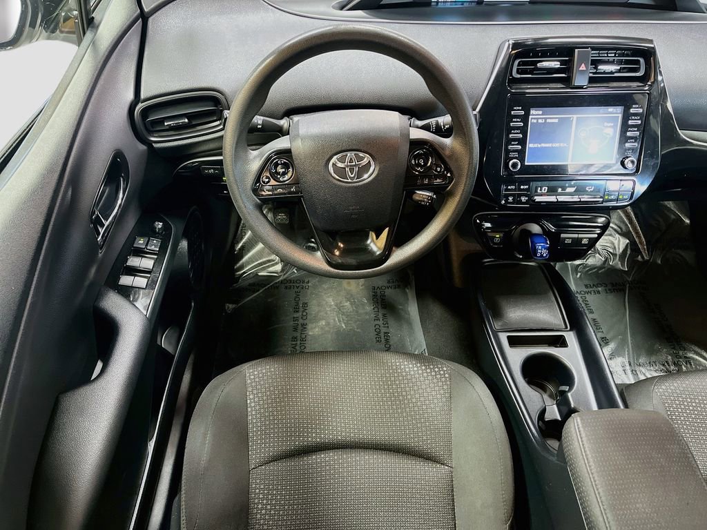 Used 2020 Toyota Prius LE AWD/4WD image 20