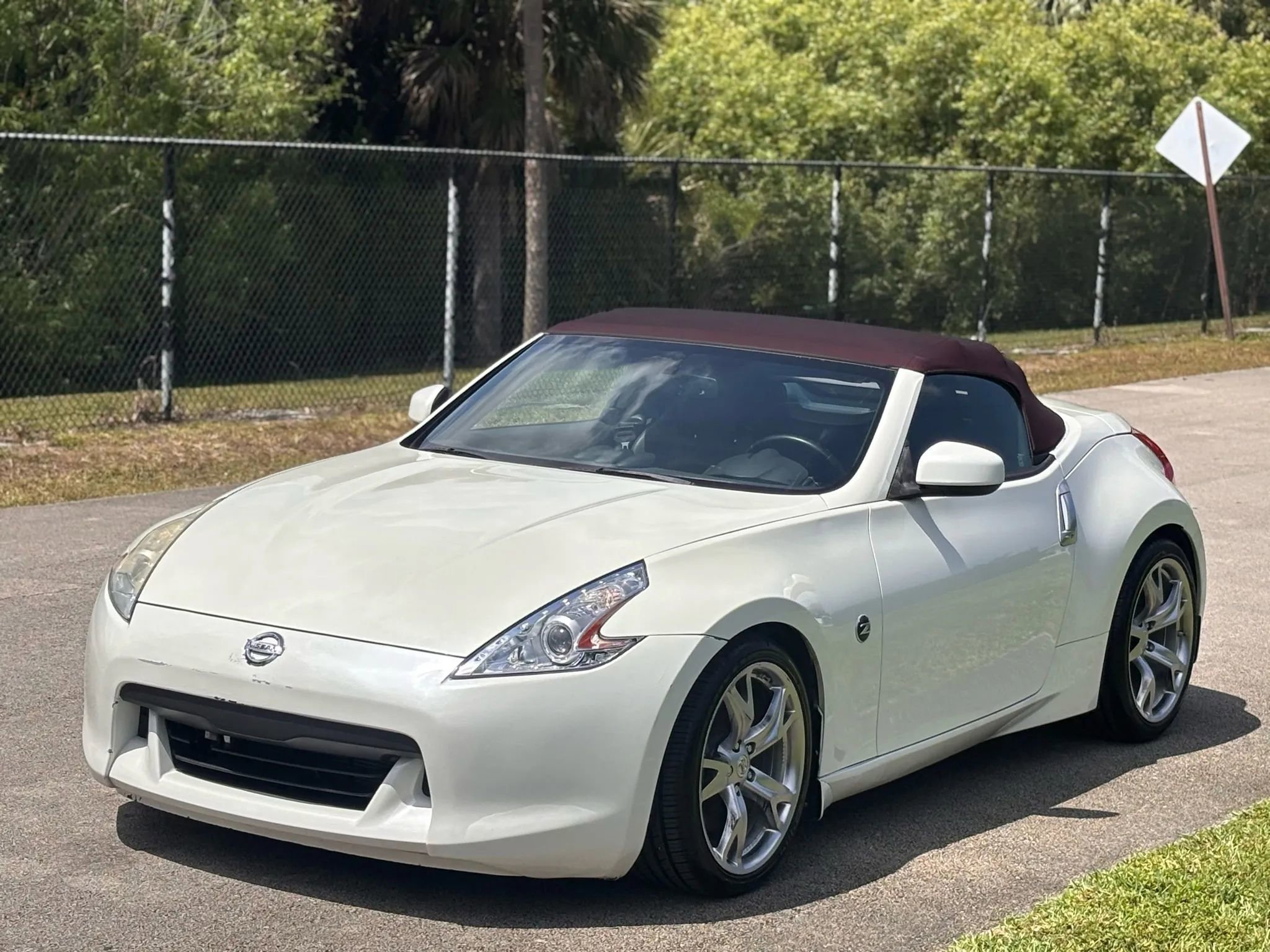 Used 2012 Nissan 370Z Touring w/ Sport Pkg image 10