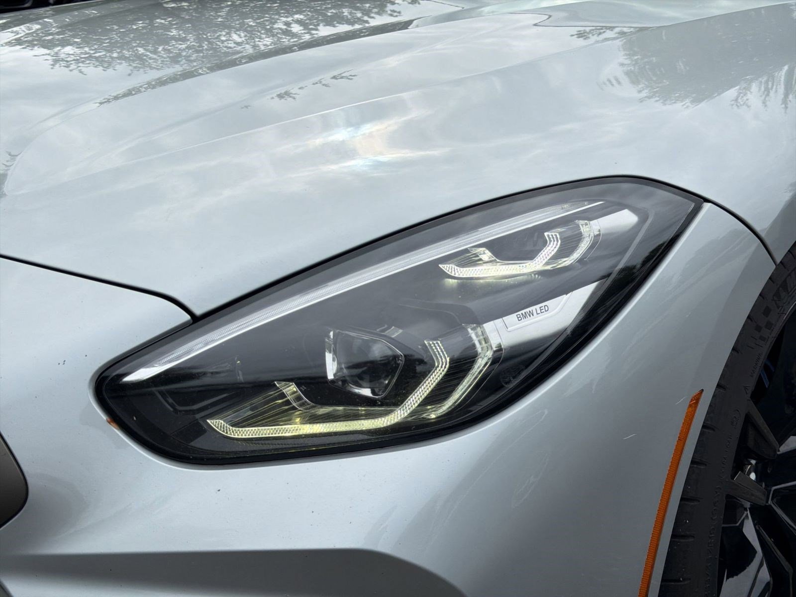 Used 2021 BMW Z4 M40i w/ Executive Package RWD image 11
