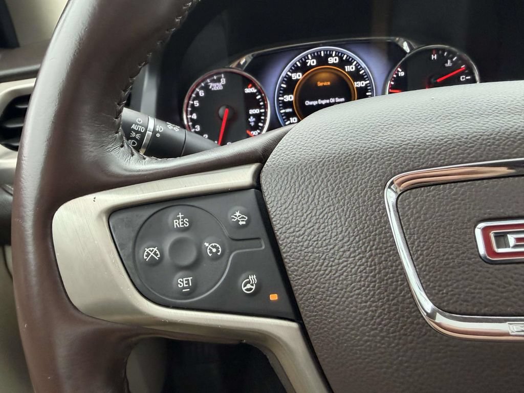 Used 2019 GMC Acadia Denali w/ Technology Package AWD/4WD image 33
