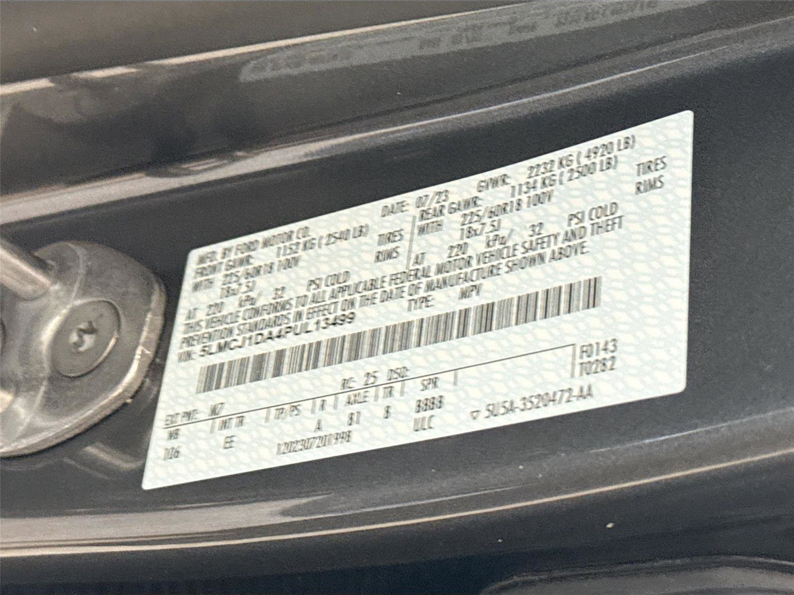 Used 2023 Lincoln Corsair AWD w/ Towing Package image 32