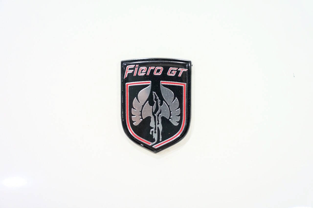 Used 1987 Pontiac Fiero GT RWD image 21