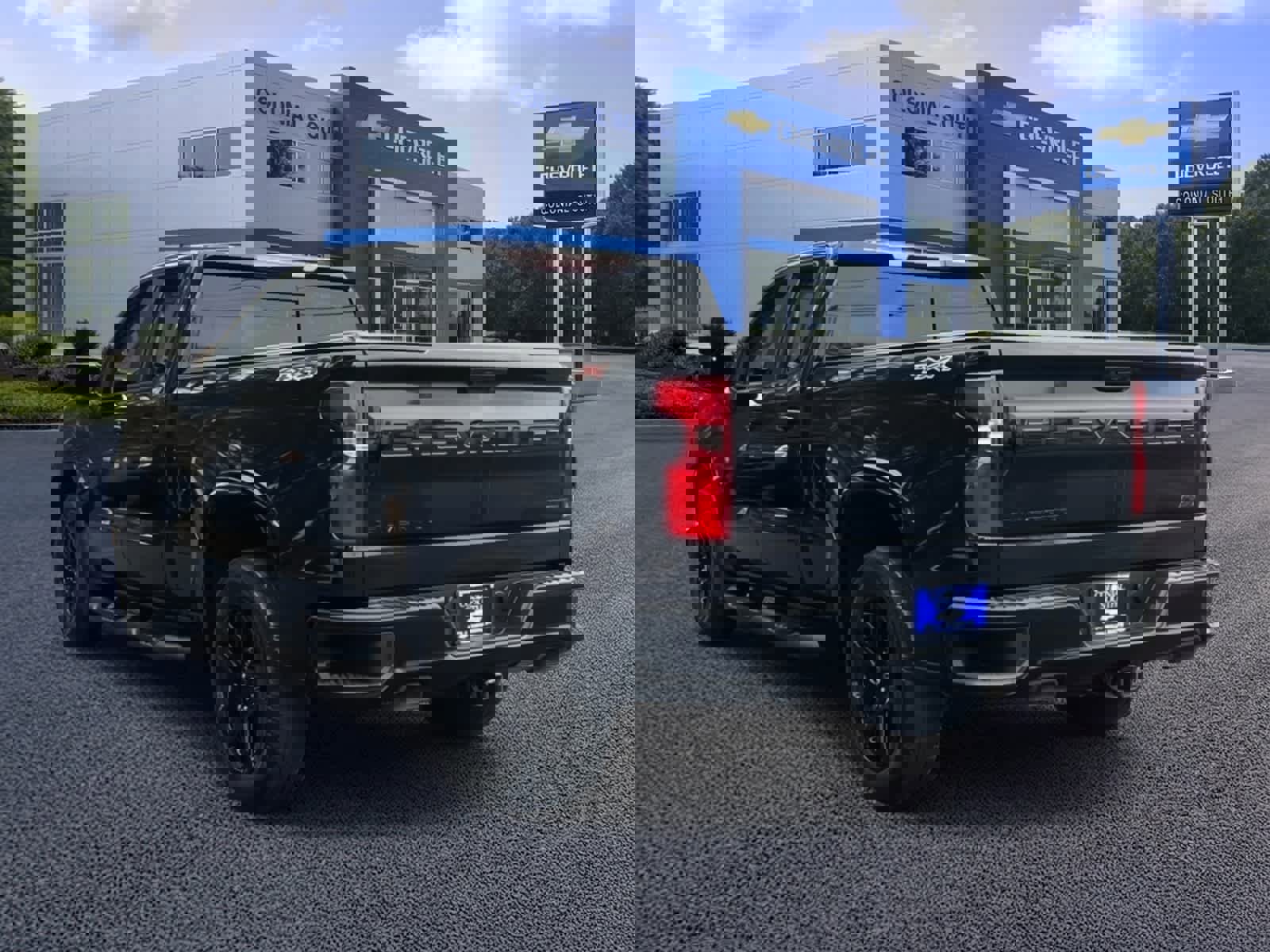 Certified 2023 Chevrolet Silverado 1500 RST w/ Rally Edition image 4