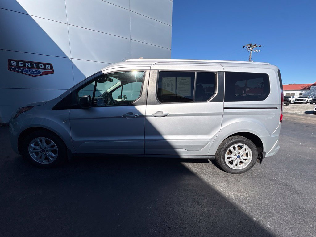 Used 2021 Ford Transit Connect XLT FWD image 4