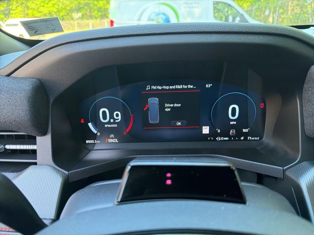 Used 2025 Ford Explorer ST-Line image 21