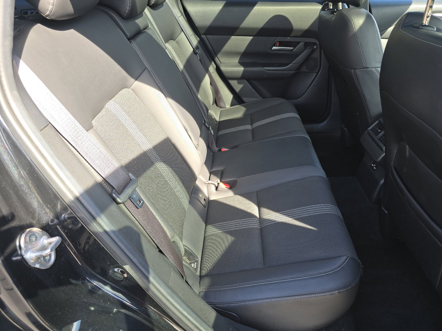 Used 2024 MAZDA CX-50 AWD 2.5 S w/ Premium Package image 25