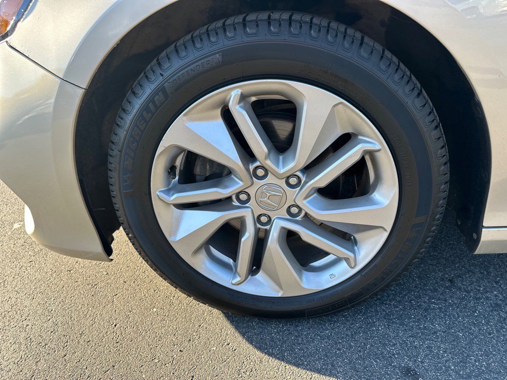 Used 2020 Honda Accord LX image 10