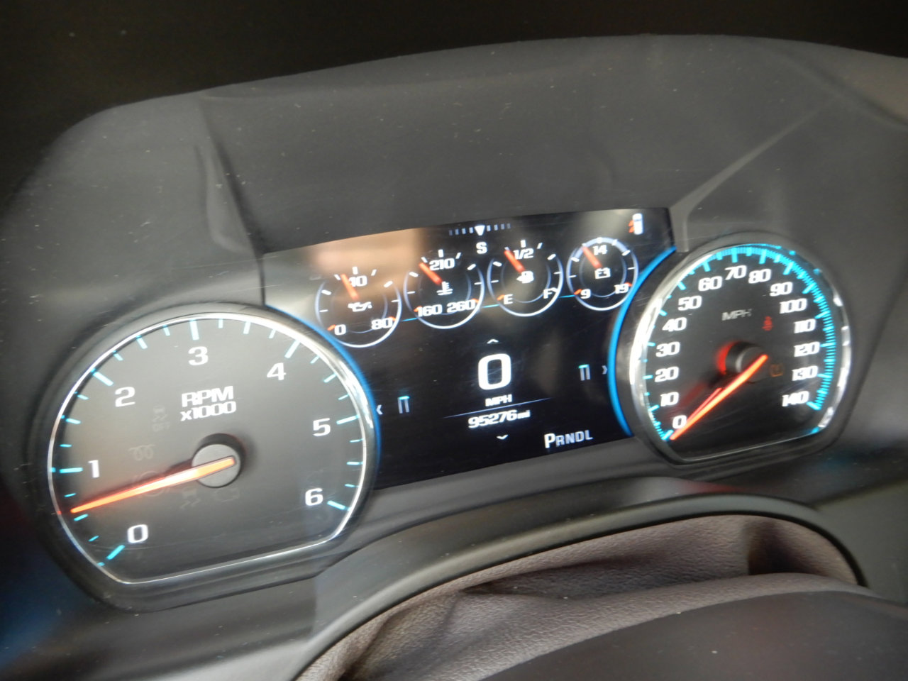 Used 2018 GMC Yukon Denali image 17