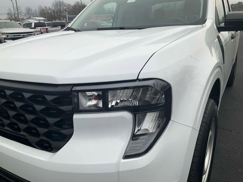 New 2026 Ford Maverick XL image 9