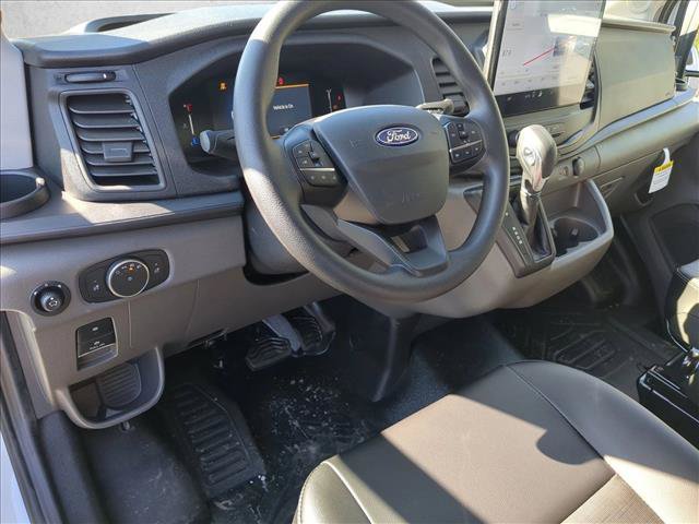 New 2026 Ford Transit 250 148 Medium Roof w/ Load Area Protection Package RWD image 3
