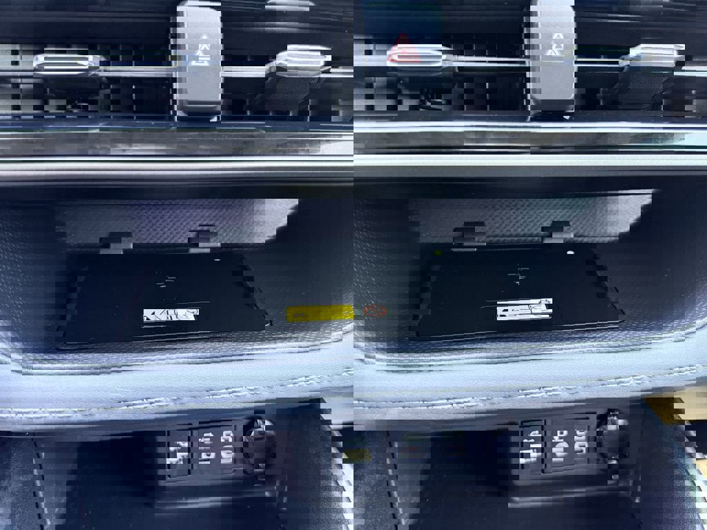 Used 2023 Toyota Highlander Limited image 29