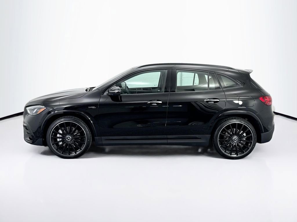 New 2026 Mercedes-Benz GLA 35 AMG 4MATIC image 8