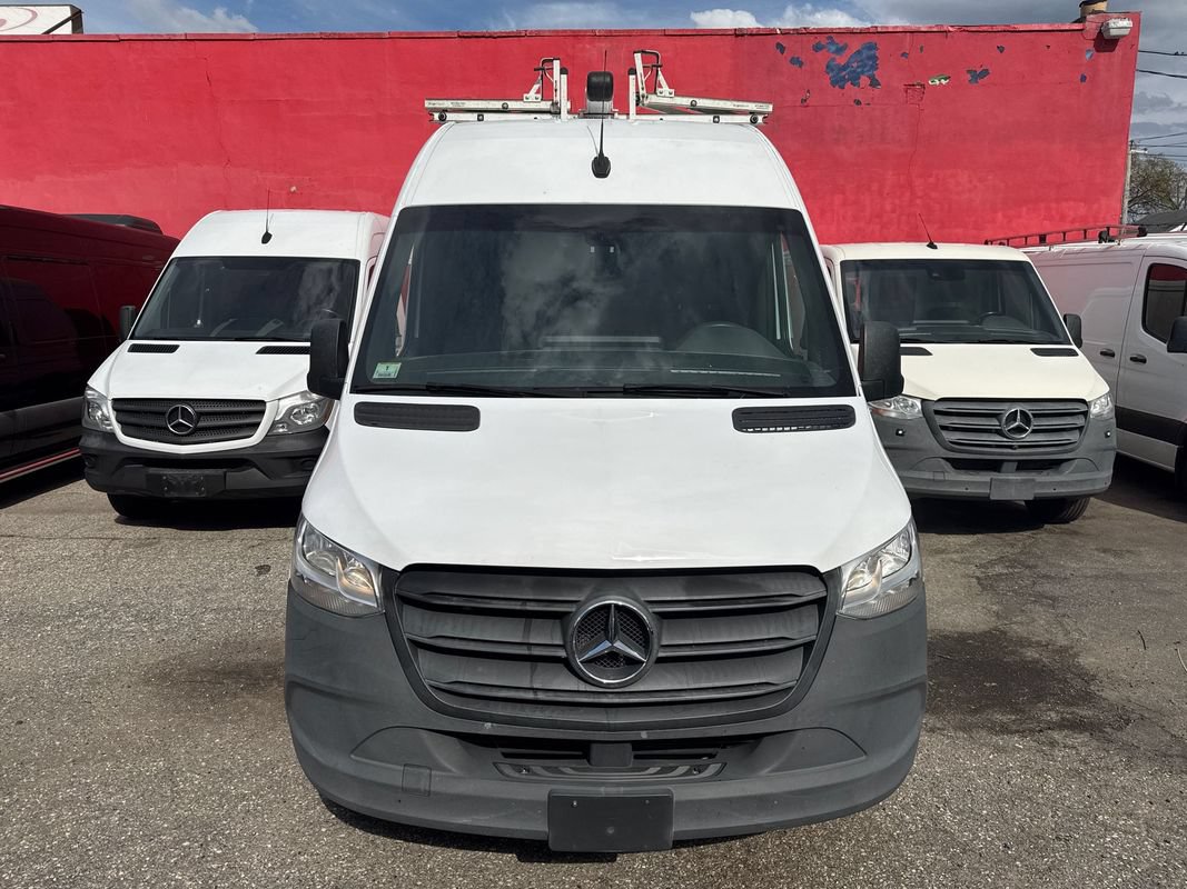 Used 2021 Mercedes-Benz Sprinter 2500 w/ Driver Convenience Package image 10