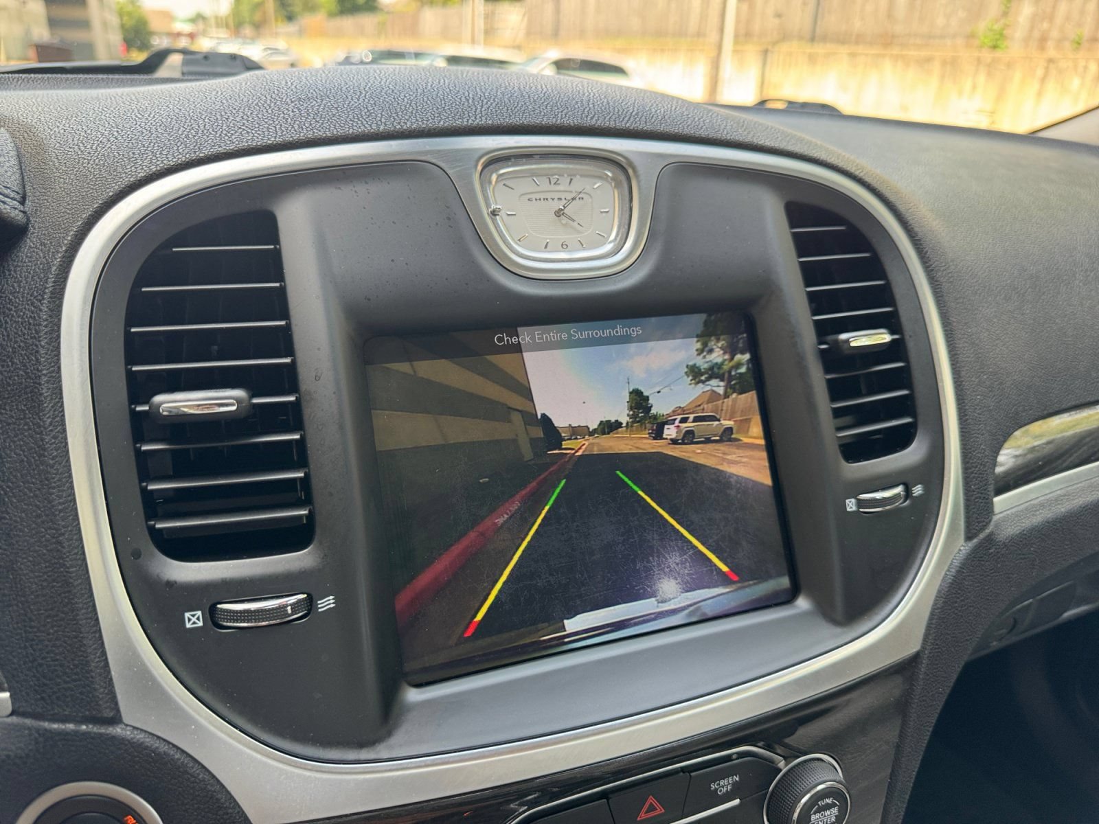 Used 2018 Chrysler 300 Touring L RWD image 27