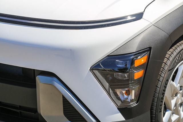 New 2026 Hyundai Kona SE FWD image 8