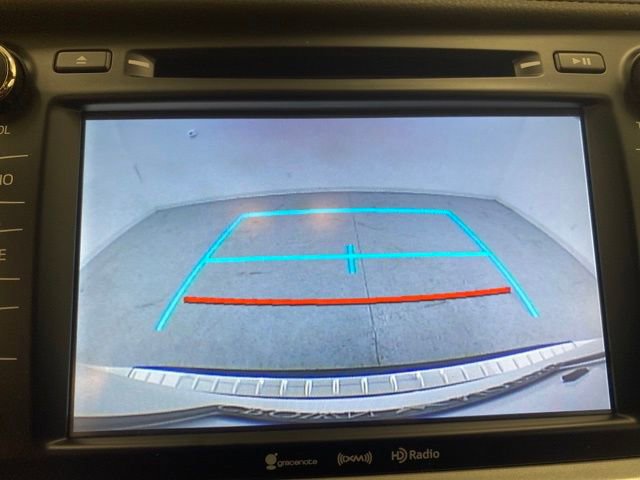 Used 2018 Toyota Highlander SE image 24