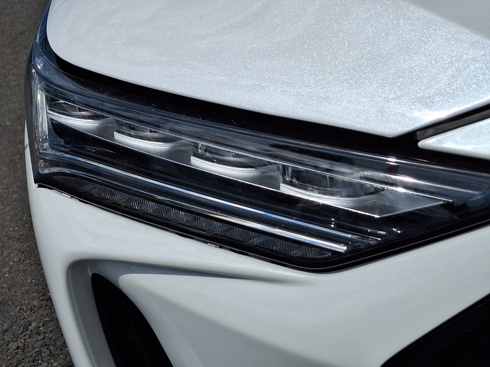 Used 2023 Acura MDX A-Spec AWD/4WD image 9