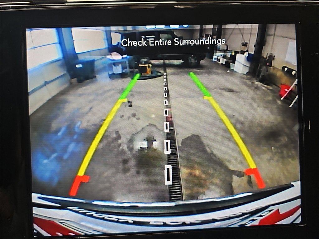 Used 2021 Jeep Grand Cherokee Limited w/ Sun & Sound Group image 22