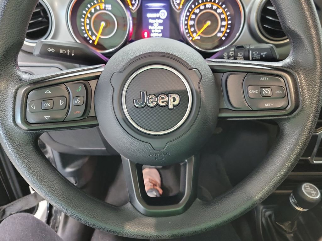 Used 2019 Jeep Wrangler Sport image 28