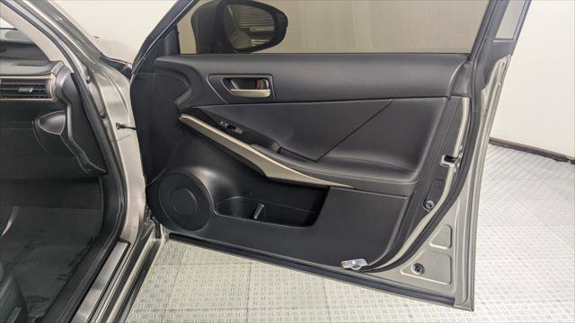 Used 2019 Lexus IS 300 w/ Premium Package RWD image 22