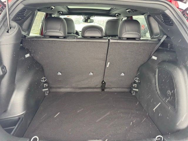 New 2026 Jeep Compass Latitude w/ Sun and Sound Group image 31