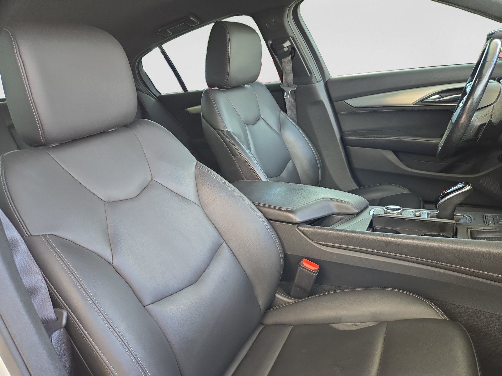 Used 2023 Cadillac CT5 Luxury w/ Cold Weather Package RWD image 16