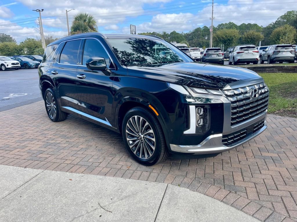Used 2025 Hyundai Palisade Calligraphy image 8