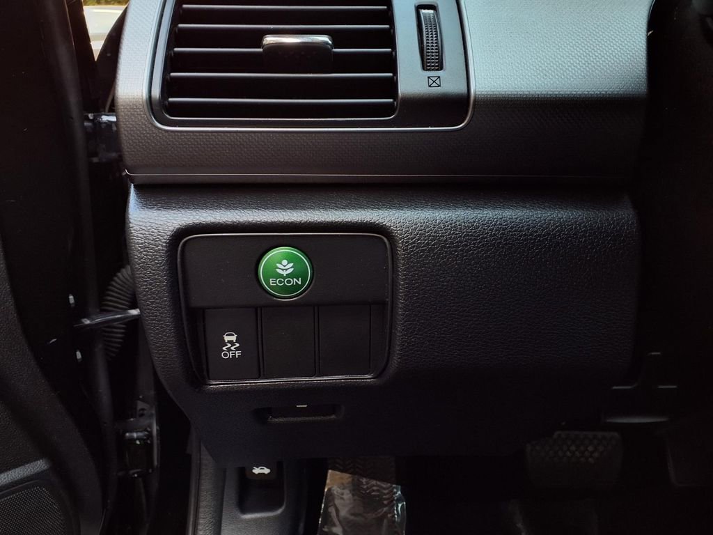 Used 2013 Honda Accord LX image 14