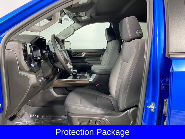 Certified 2024 Chevrolet Silverado 1500 RST w/ Z71 Off-Road Package AWD/4WD image 11