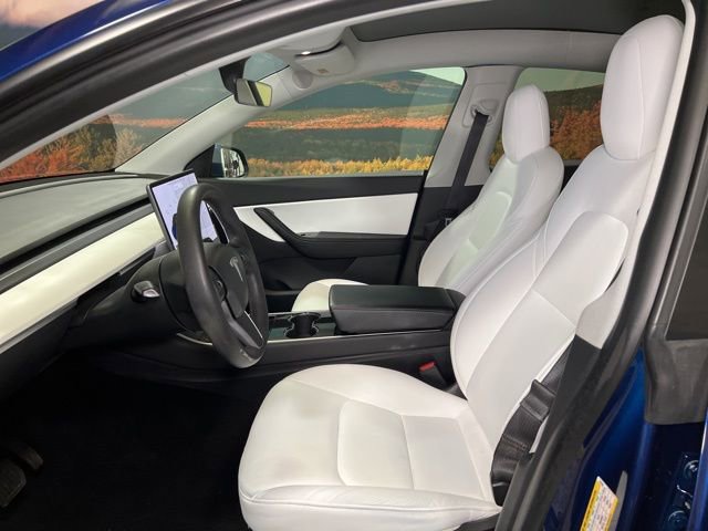 Used 2021 Tesla Model Y Long Range image 17