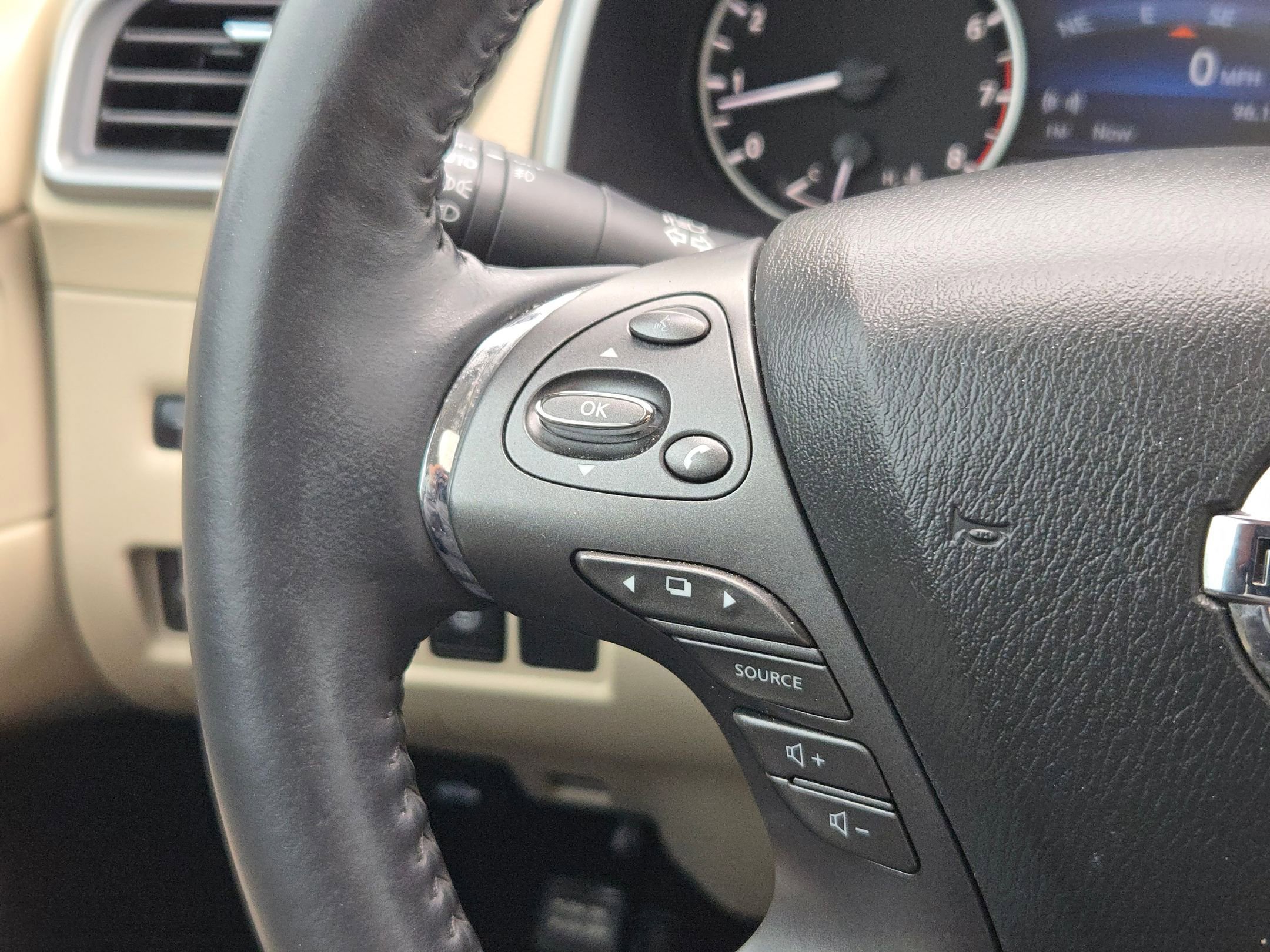 Used 2022 Nissan Murano Platinum w/ Cargo Package FWD image 22