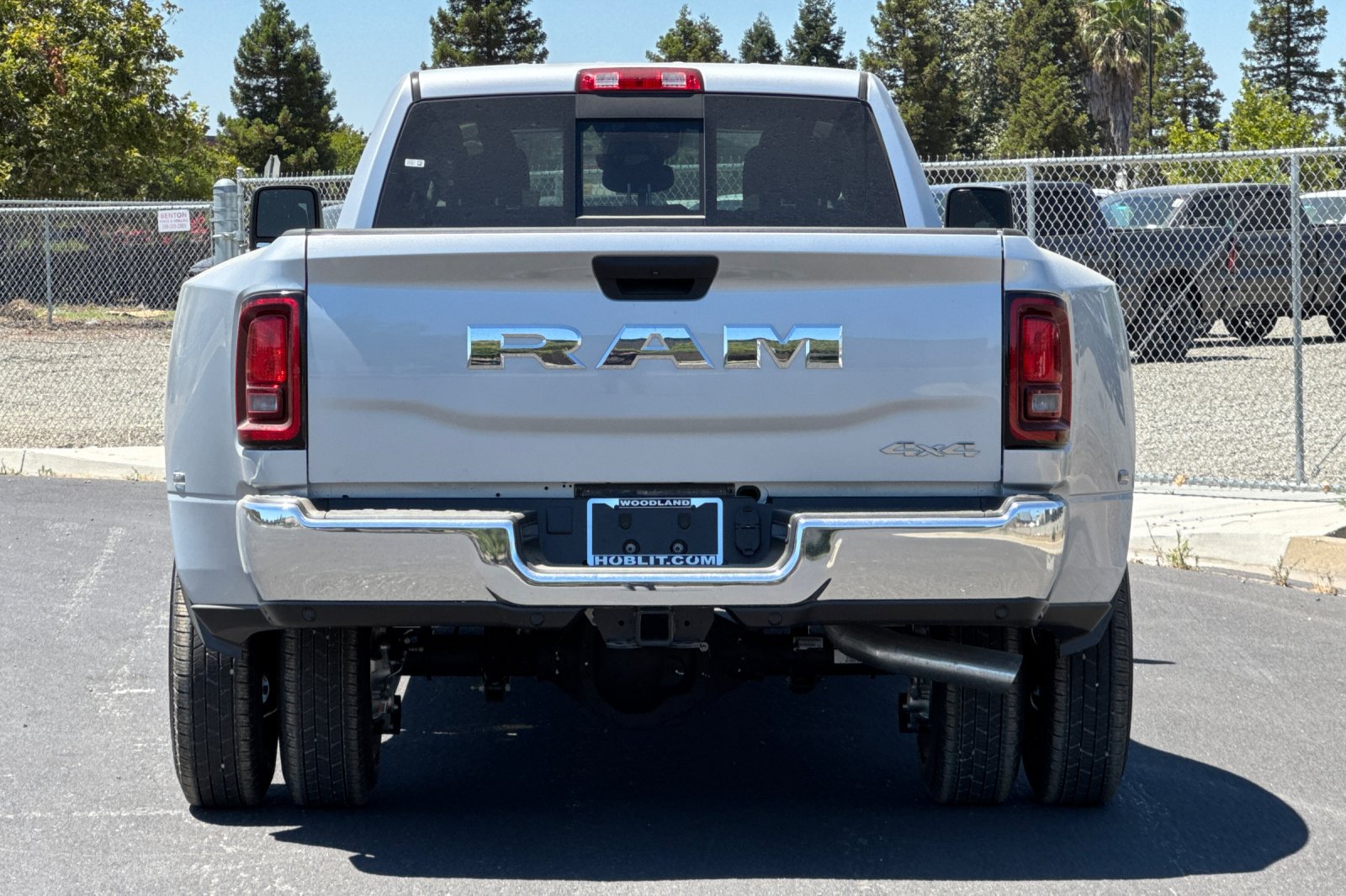 New 2026 RAM 3500 Tradesman AWD/4WD image 4